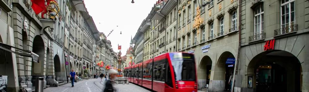 Comprendre la culture d'entreprise suisse et le cadre légal pour l'embauche